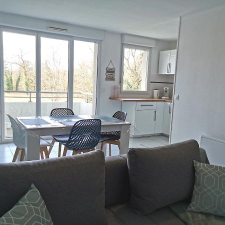 Beau T2 Bien Equipe Au Calme! ! Apartment Saint-Pierre-du-Mont  Bagian luar foto