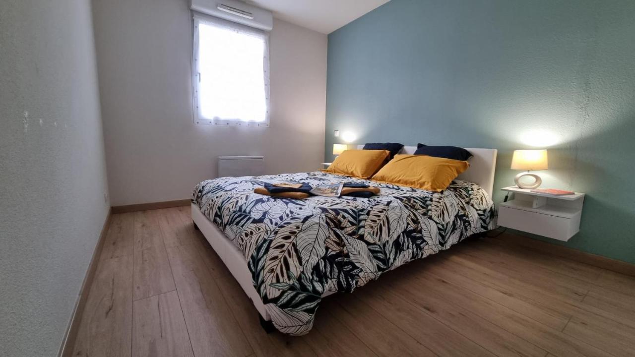 Beau T2 Bien Equipe Au Calme! ! Apartment Saint-Pierre-du-Mont  Bagian luar foto